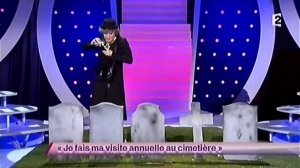 Constance [39] Je fais ma visite annuelle au cimetière #ONDAR