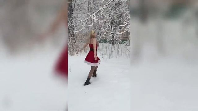 Swim at snow | Russian snowfall in April 2022