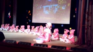 Свинки танец