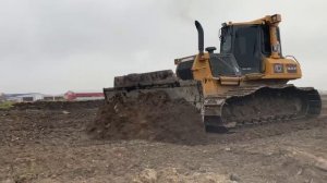 Аренда бульдозера в СПБ: Ваш надежный партнер в землеустроительных работах!