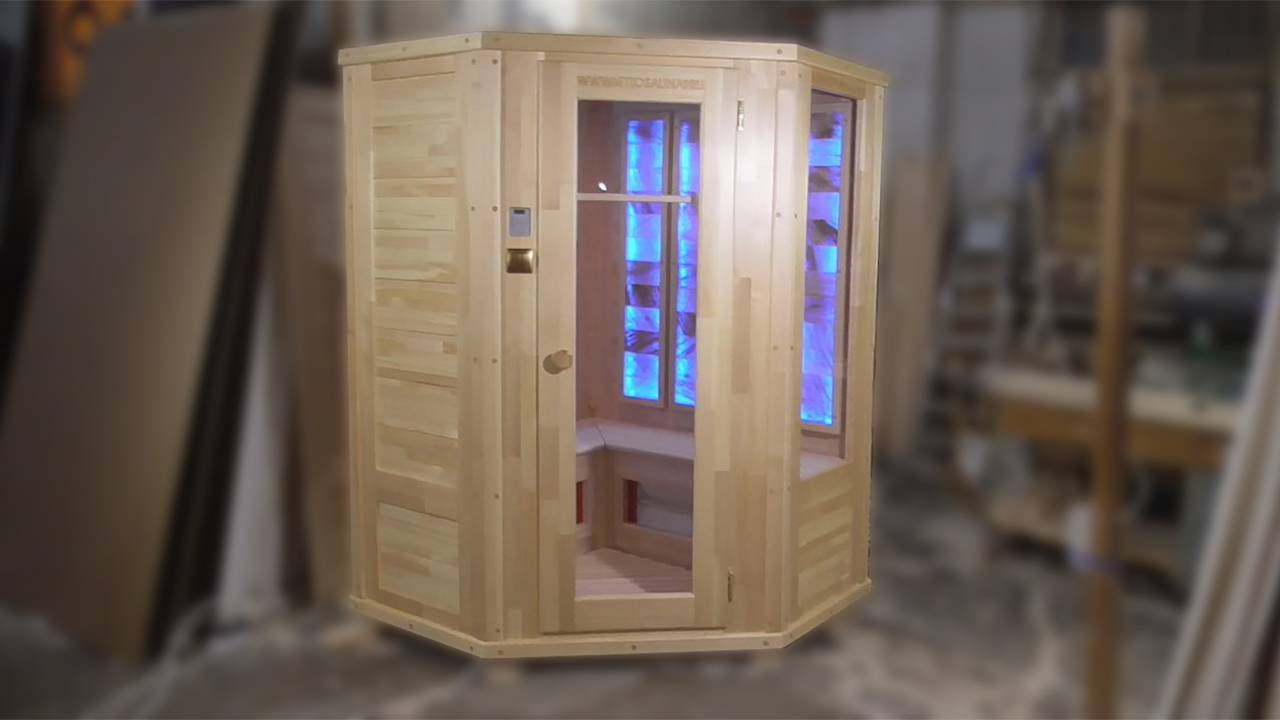 Видеообзор двухместной кедровой угловой ик-сауны с RGB подсветкой гималайской соли (174 Зеленко)