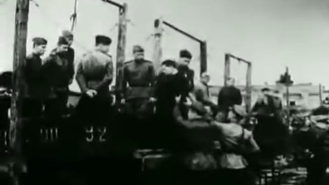 Забавы совѣтскаго народа. Архивная киносъемка НКВД.
