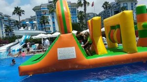 SCARY TRAPDOOR the garden beach hotel  Antalya konaklı