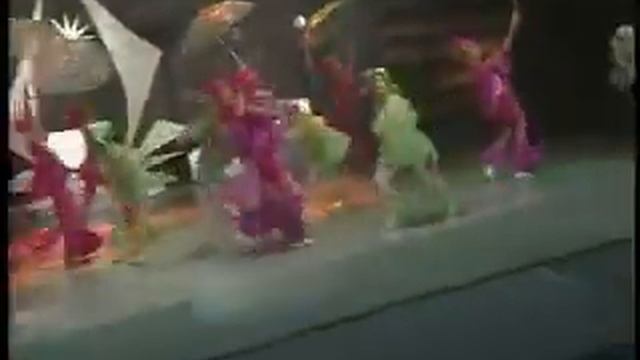 Танцуй со мной.wmv смотреть онлайн