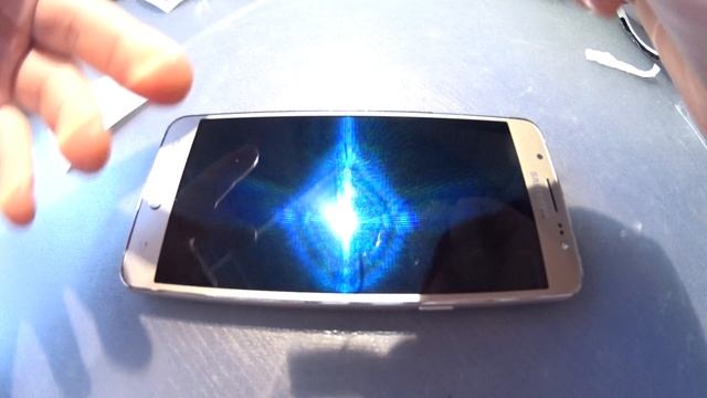 Обзор как самому наклеить защитное стекло на смартфон