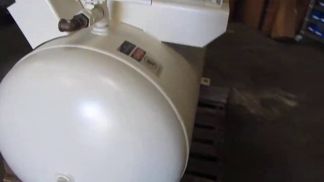 Ingersoll Rand 15 hp Rotary Screw Air Compressor with 120 Gallon Tank смотреть онлайн