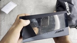 GIGABYTE AORUS P1200W 80+ PLATINUM POWER SUPPLY Modular LED RGB - Unboxing