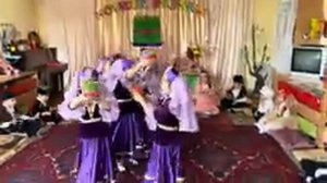 Национальный танец на празднике Навруз