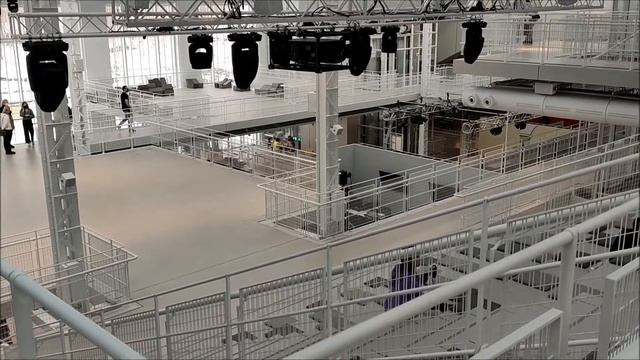 Москва. Прогулка по бывшей ГЭС-2 на Болотной набережной