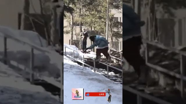 Back on the railing, snowboard tricks, extreme, supreme extreme, tricks♀️[Motors]