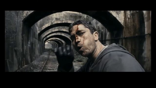 Джерард Батлер делает вот так)))))