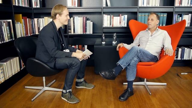 Babylon Berlin composer Johnny Klimek on why he moved back to Europe from L.A. смотреть онлайн