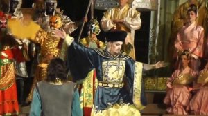 Gianfranco Montresor: Popolo di Pechino. Turandot, atto Secondo. Arena di Verona