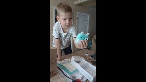 Отмечаем день рождение. обзор подарков. Дети едят на день рождении макароны. Фотоаппарат детский