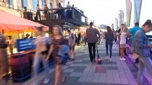 Вечерняя прогулка по набережной
