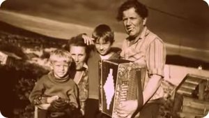 Иван Суржиков Какая песня без баяна