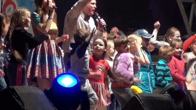 Рыбин со своей женой в нашем городе Ну аяс большого бодуна смотреть онлайн