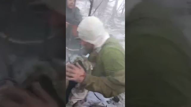 Спецназ Ахмат во время боя , взяли в плен бандеровцев 
АХМАТ СИЛА - РОССИЯ МОЩЬ