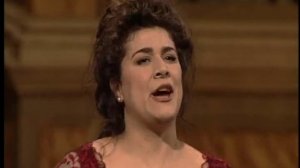 Cecilia Bartoli - "Me voglio fa na casa" - Donizetti