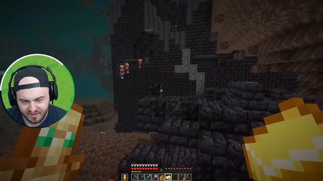 MINECRAFT, but the DEEP DARK DROPS OP ITEMS смотреть онлайн