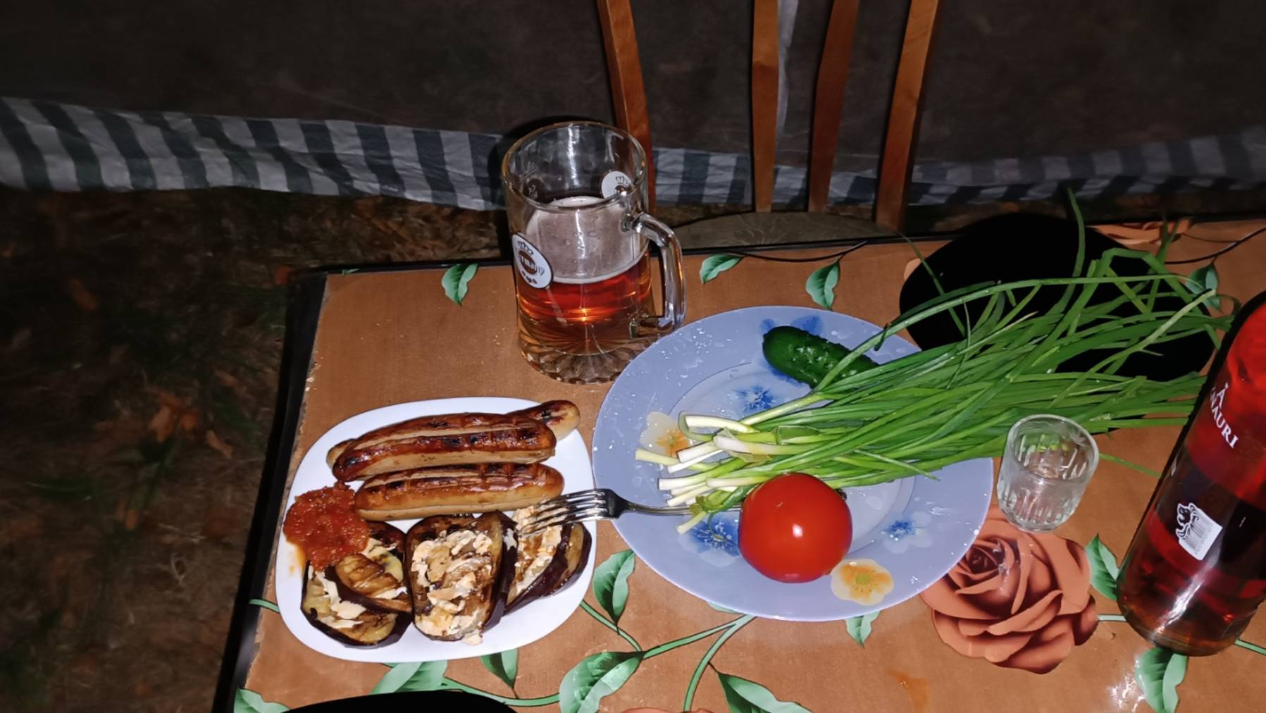 Жаренные сосиски на  мангале! Что может быть вкуснее под бокал вечернего пива?