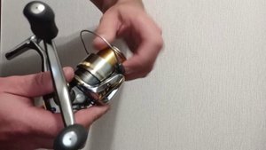 Катушка  Shimano Stella 2000S, 04', диаметртбортика шпули 42 мм, вес 215 гр.