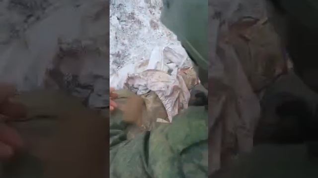 Смелые и решительные воины спецназа Ахмат во время боя взяли в плен бандеровцев .