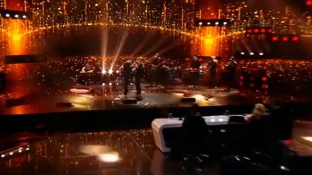 Loredana Groza cu sânii la vedere la Xfactor 2020 смотреть онлайн