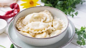Вареники с картошкой и зеленым луком - классический рецепт. Как лепить вареники?