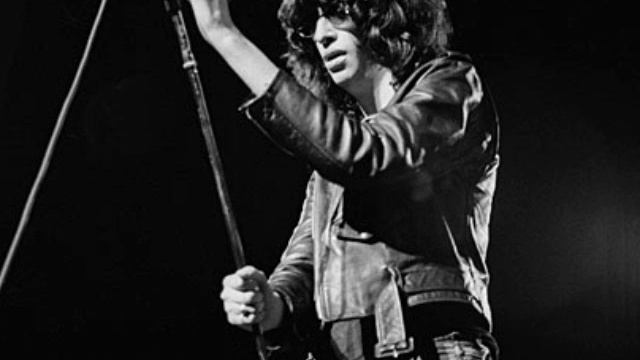 Joey Ramone-Rock and Roll Is The Answer смотреть онлайн