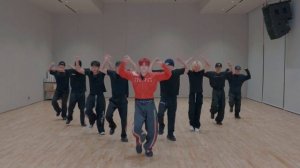 TXT (투모로우바이투게더) (YEONJUN) - GGUM dance practice mirrored