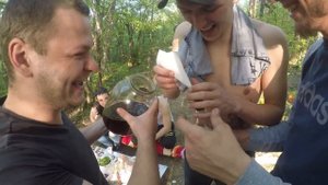 Маёвка 2017.Лес в Абрау-Дюрсо. Ебулящий четвертак.