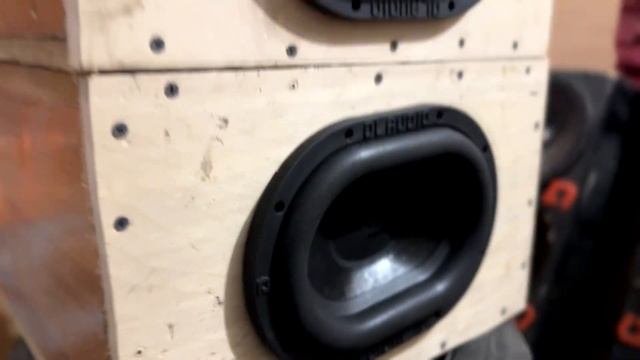 Овальный сабвуфер? DL Audio Phoenix Black Bass 69. Малыши которые удивляют. смотреть онлайн