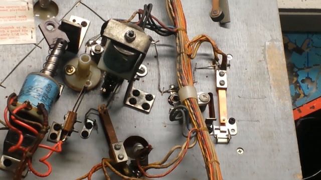 "Jubilee" Pinball #3 - Flipper post correct install смотреть онлайн