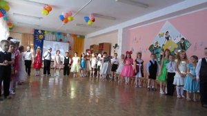Песня маме в детском саду.Mom Song in kindergarten