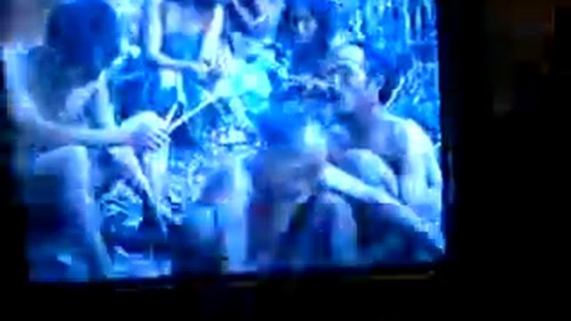 Hmong American watching hot mab qus dancing. смотреть онлайн