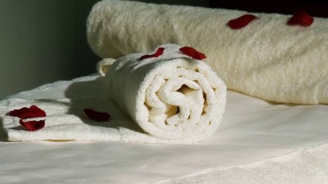 Corte Uccellanda Relais & Spa - Hotel in Castellaro Lagusello, Italy смотреть онлайн