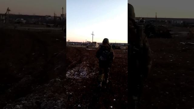 Работает Спецназ Ахмат 
г.Соледар. Дорога
Якудза на связи