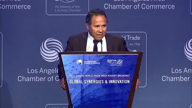 Fred Latuperissa accepts the 2016 Stanley T. Olafson Award смотреть онлайн