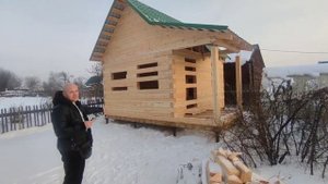 Небольшая баня из бруса / Сила Дерева