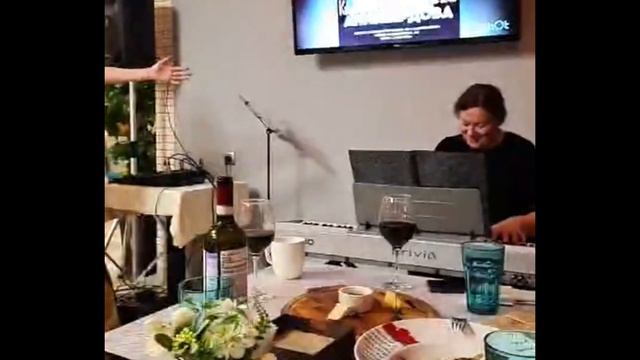 Актриса Анна Ардова поёт "Всё, что было" смотреть онлайн