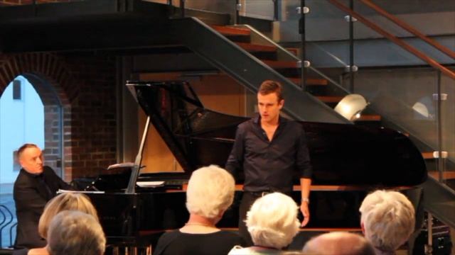 Mathias Gillebo - Tenor: A te, O Cara смотреть онлайн