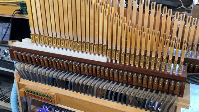 Walkin' My Baby Back Home played on Popper Violin Piano pipes. смотреть онлайн