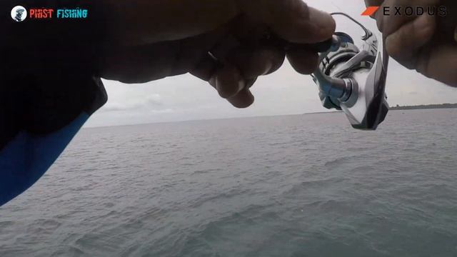 Micro Jig Salvator GID 15gr vs Mini Popper Popzilla 60F 8gr || Ultra Light Castjig/Casting смотреть онлайн