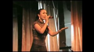 Поет Сэсэг Бадмаева. Эжымни..flv