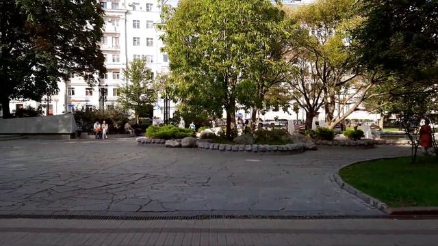 Прогулка по Москве. Чистые пруды. смотреть онлайн