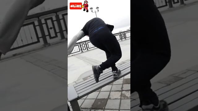 Used the bench as a trick /Best Extreme Compilations / ExtremeSport/ parkour ♀️[Motors]