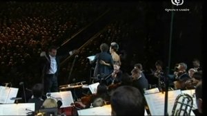 Anna Netrebko, Jonas Kaufmann, Erwin Schrott: Alerte, alerte, ou vous êtes perdus!