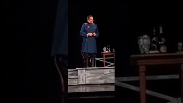 "Три сестры". А.П.Чехов. театр им. Моссовета. Вершинин - Александр Домогаров.