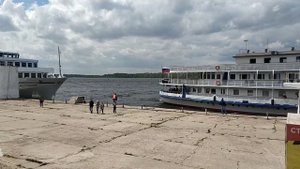 Швартовка теплохода А.И.Герцен.